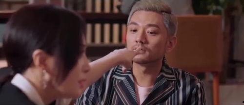 娱乐圈八卦吃瓜解说,揭秘明星背后的八卦秘闻