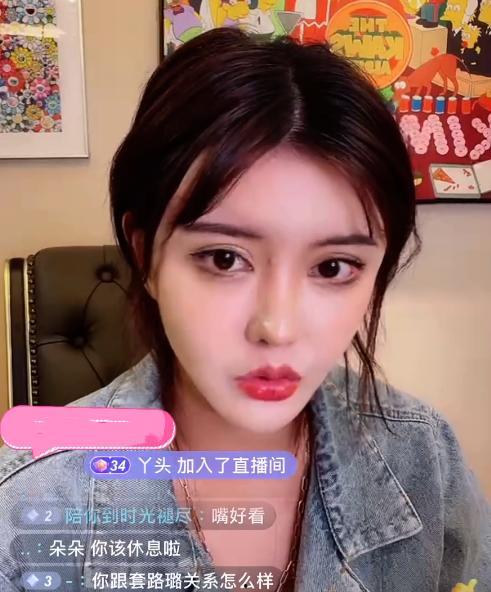 娱乐吃瓜酱女儿,揭秘明星家庭背后的温馨故事