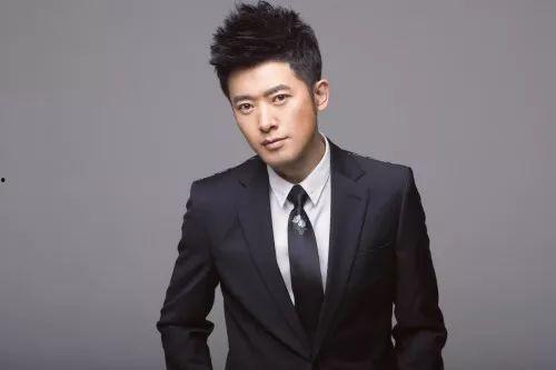 娱乐吃瓜的男演员,揭秘那些年男演员的幕后趣闻